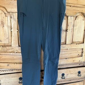 Women’s olive Pant